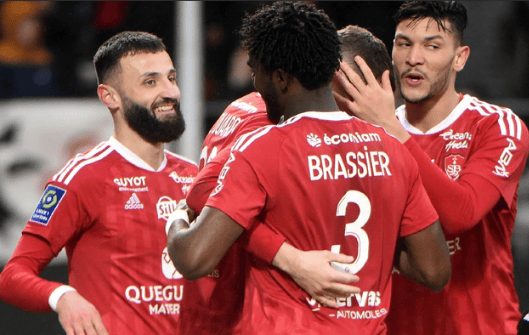 法甲焦点战:布雷斯特VS里昂赛事深度解析与比分前瞻